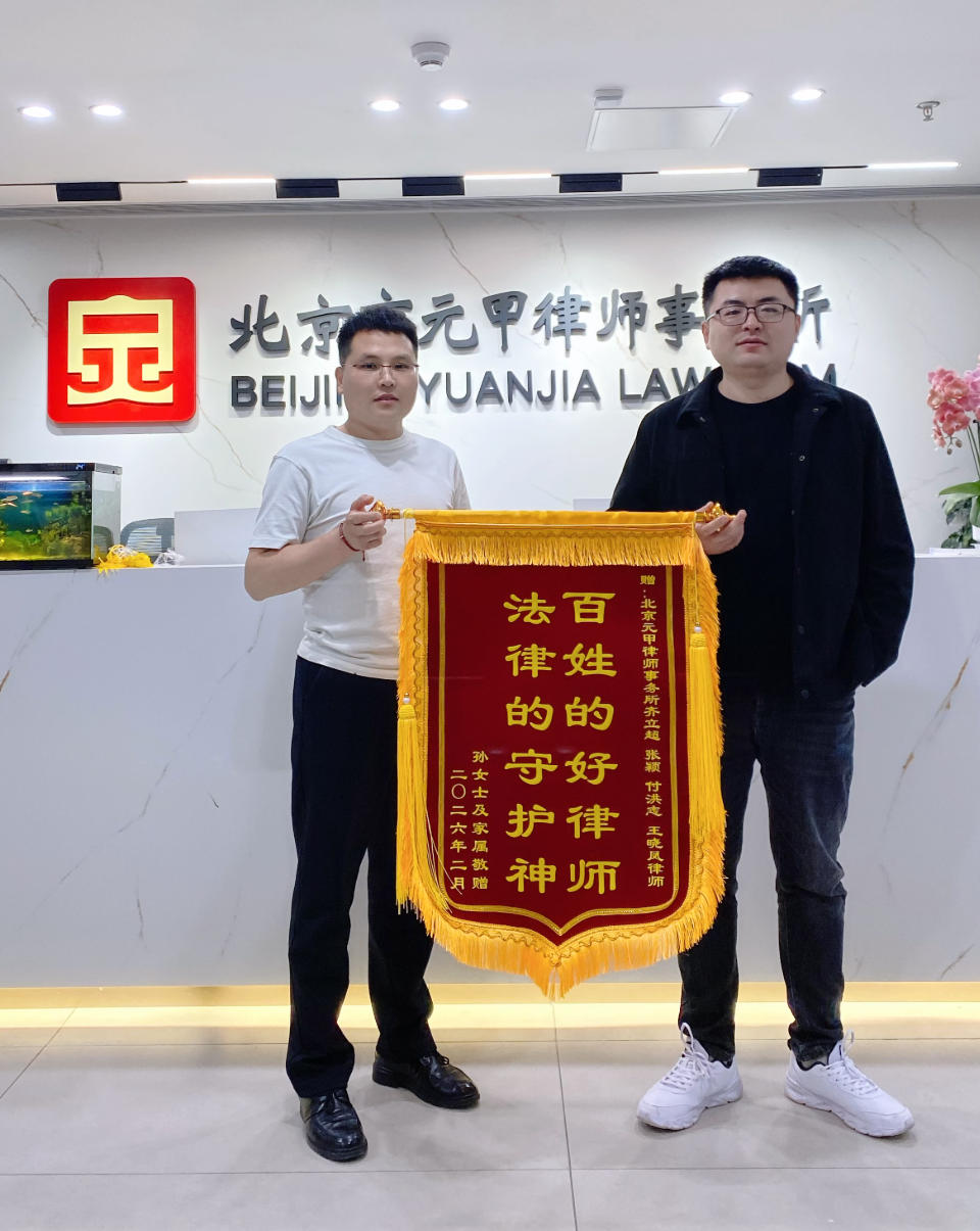 事故发生后，身边人都跟客户说同等责任拿不到多少钱，该怎么办？